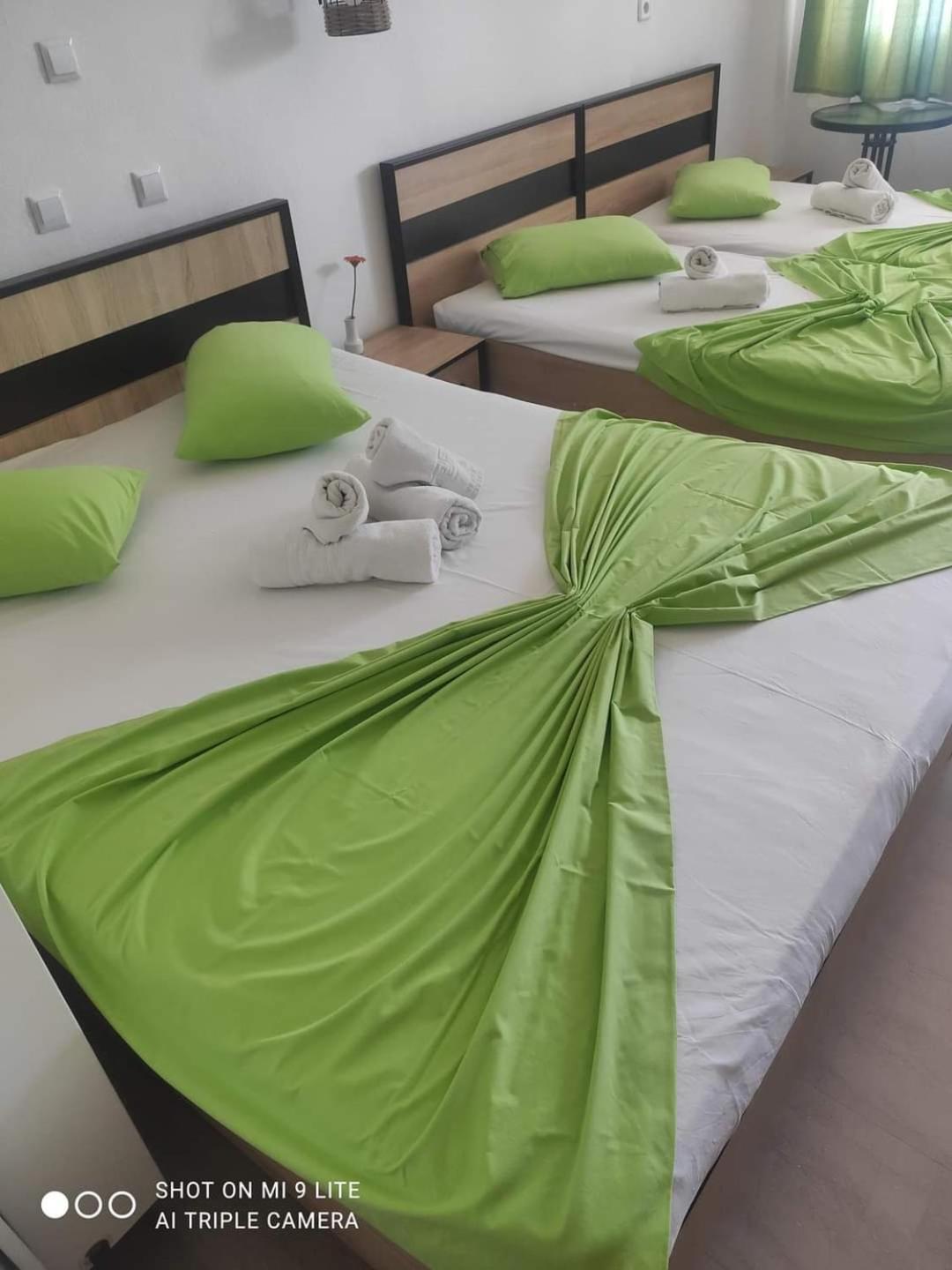 Guesthouse Zografia Vrasna Bagian luar foto