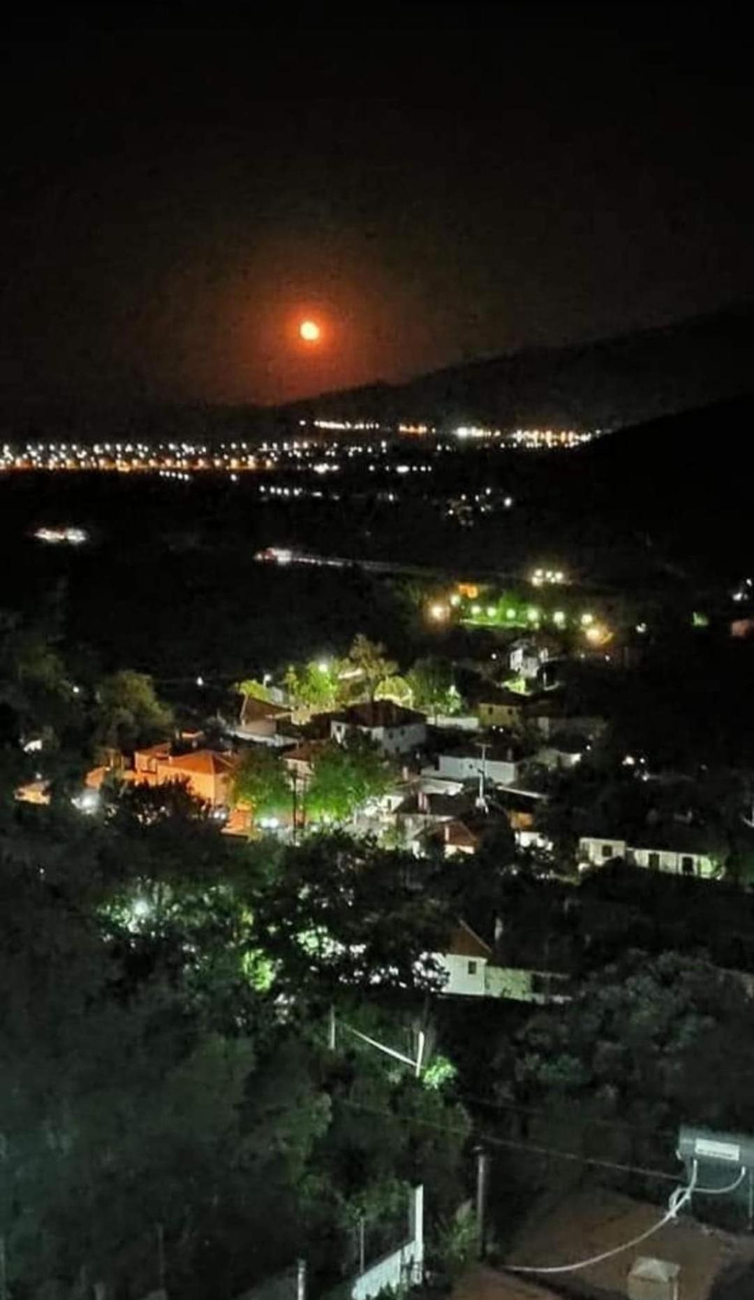Guesthouse Zografia Vrasna Bagian luar foto