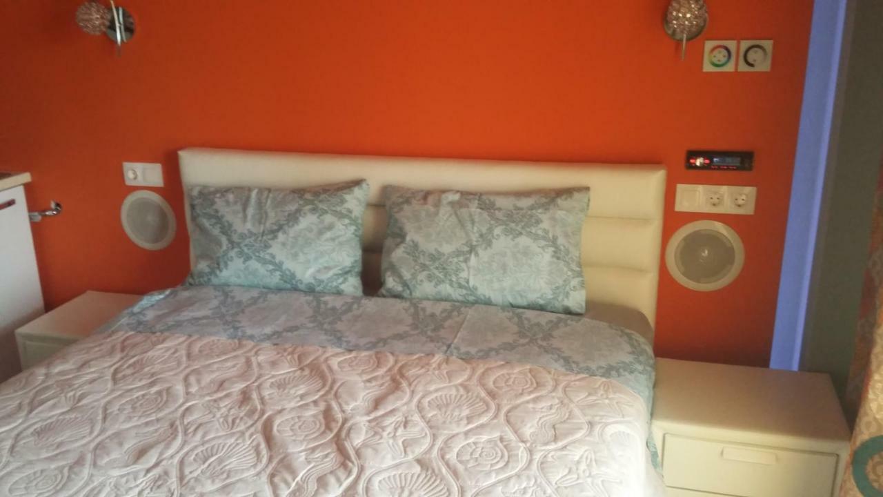 Guesthouse Zografia Vrasna Bagian luar foto