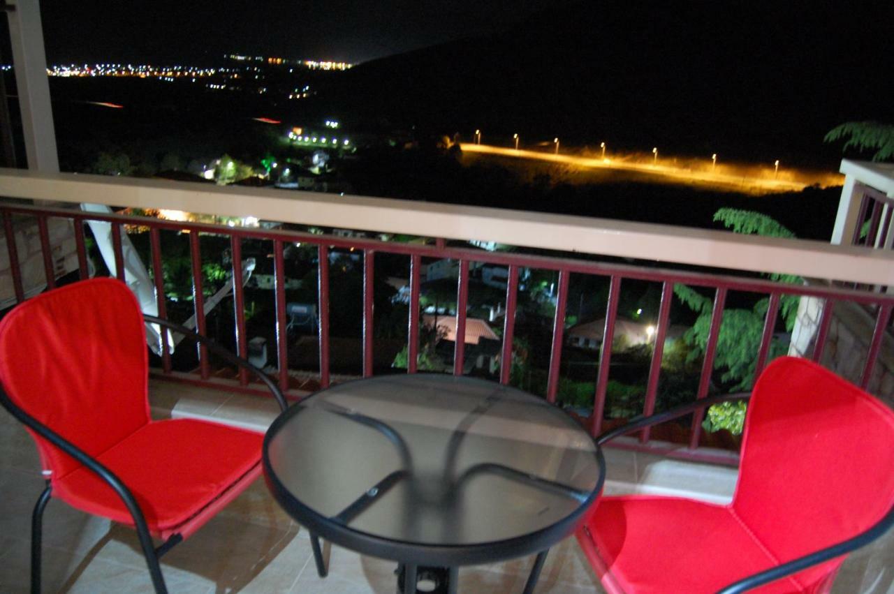 Guesthouse Zografia Vrasna Bagian luar foto