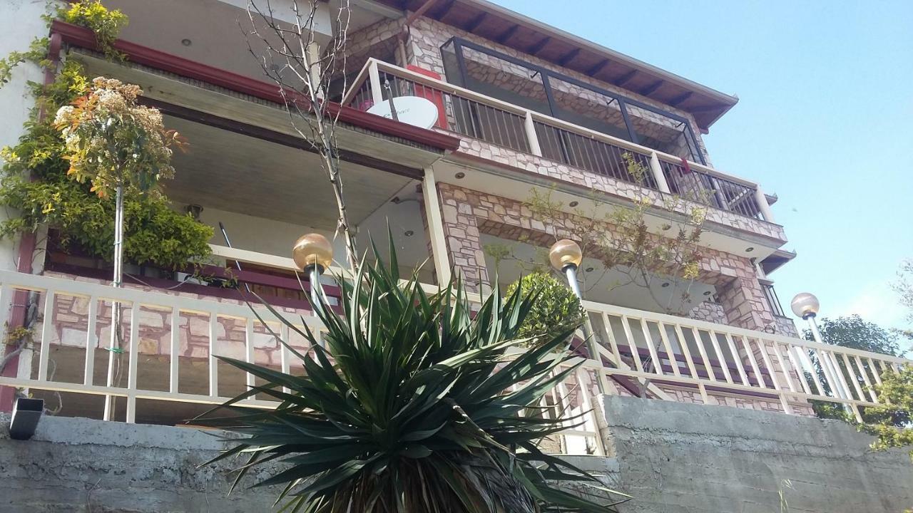 Guesthouse Zografia Vrasna Bagian luar foto
