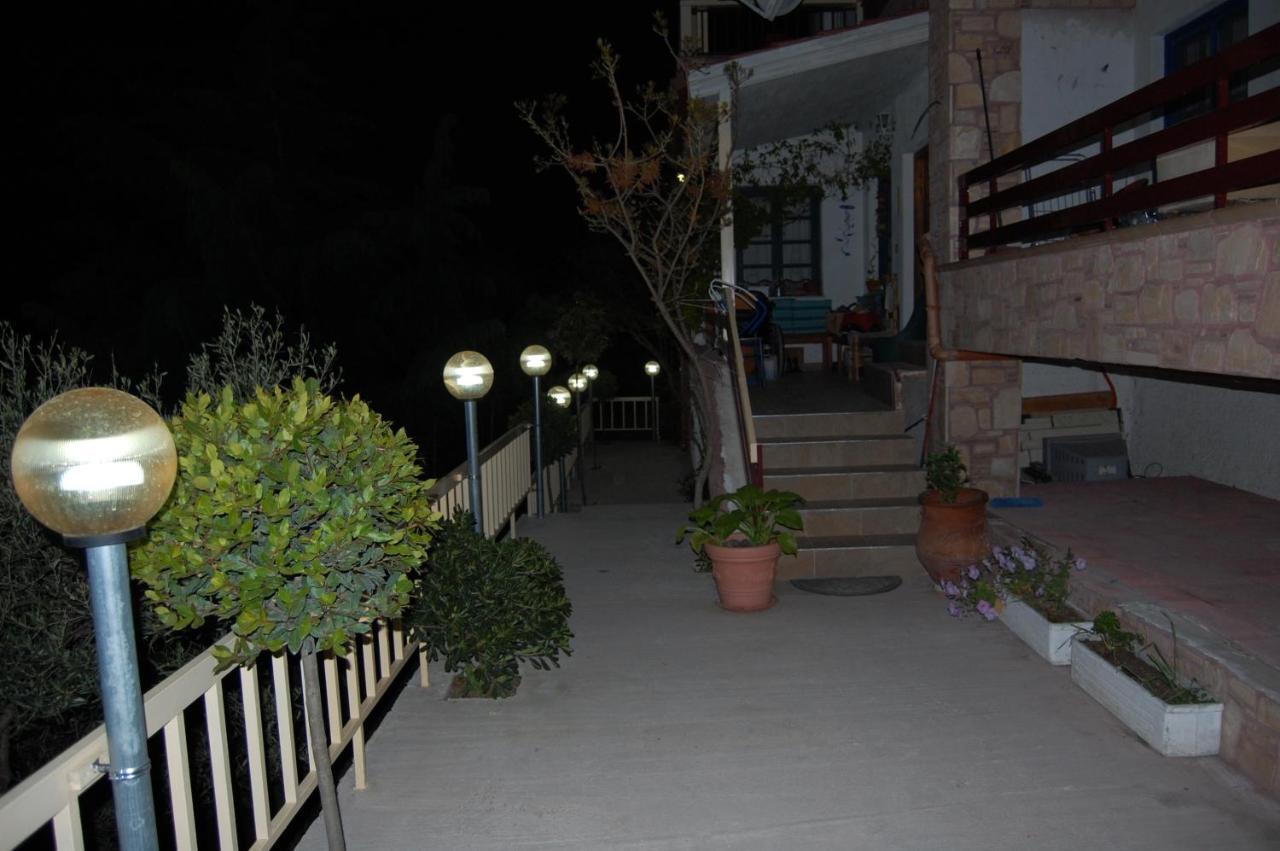 Guesthouse Zografia Vrasna Bagian luar foto